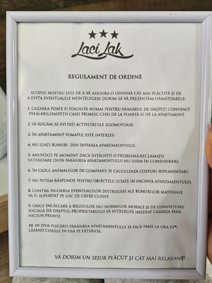 Laci Lak Oradea Luaran gambar